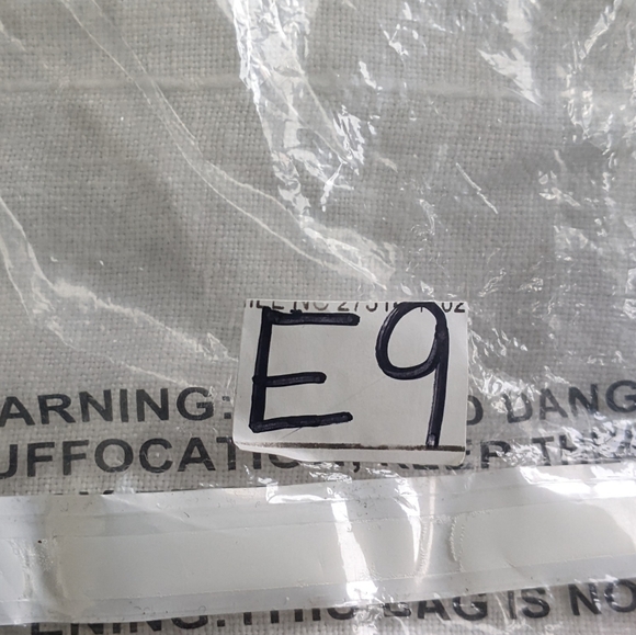 41” x 41” Vintage Embroidered White Linen Tablecloth - Picture 5 of 5